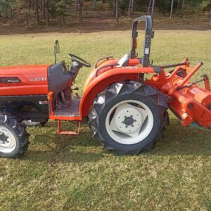 Japonský malotraktor Kubota KL 270 4X4
