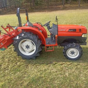 Japonský malotraktor Kubota KL 270 4X4