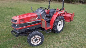 1_mitsubishi_mt226_4x4_22koni_