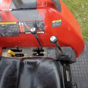 Japonský malotraktor Mitsubishi MT 226
