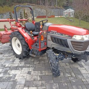 Japonský malotraktor Yanmar EF330V ecotra 4x4 33koni