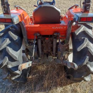 Japonský malotraktor Kubota kl 270 4x4