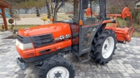 10_japonsky_malotraktor_Kubota_GL25_4x4_25koni_kabina_