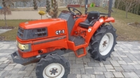 8_japonsky_malotraktor_Kubota_GT3_4x4_20_koni_