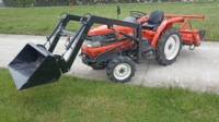 1_Kubota_GL19_4x4_celny_nakladac_