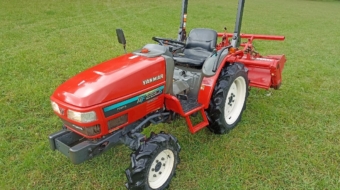 10_Yanmar_AF220_f_4x4_22koni