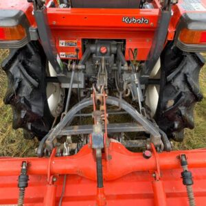 Kubota GL 241 4x4 s nakladačom 24 koni