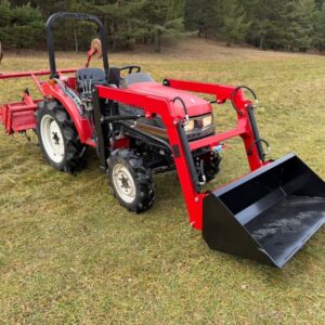 Mitsubishi MT 241 24koni 4x4 s nakladačom