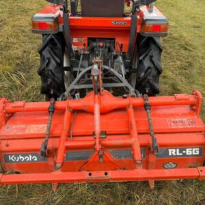 Kubota GL 241 4x4 s nakladačom 24 koni