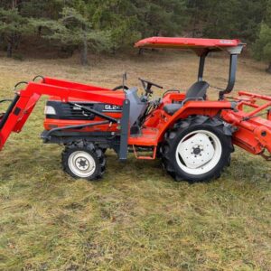Kubota GL 241 4x4 s nakladačom 24 koni