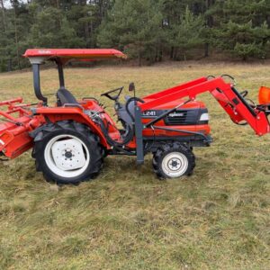 Kubota GL 241 4x4 s nakladačom 24 koni