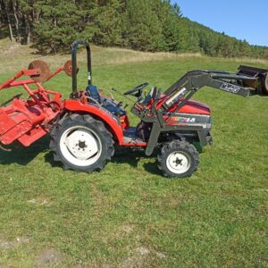 Mitsubishi MTZ18 s čelným nakladačom