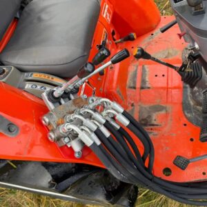 Kubota GL 241 4x4 s nakladačom 24 koni