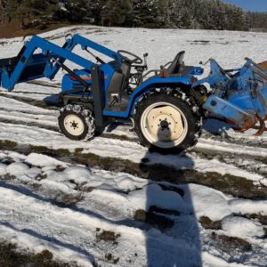 Iseki 19 s nakladačom - japonske malotraktory turiec