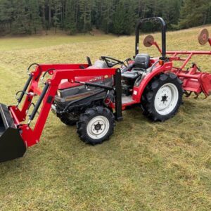 Mitsubishi MT 241 24koni 4x4 s nakladačom