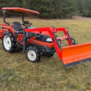 Kubota GL 241 4x4 s nakladačom 24 koni