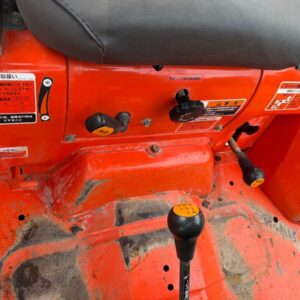Kubota GL 241 4x4 s nakladačom 24 koni