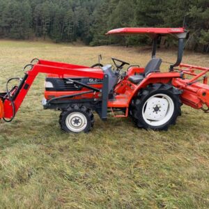 Kubota GL 241 4x4 s nakladačom 24 koni
